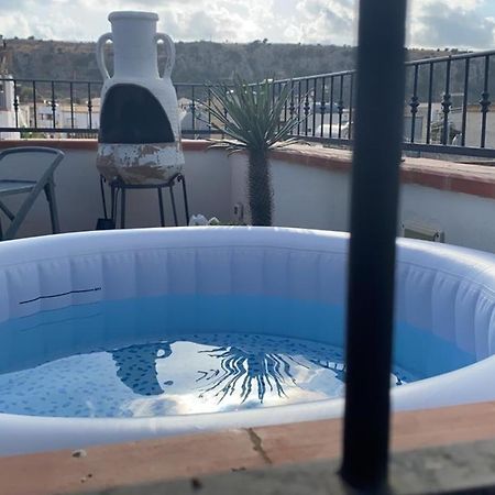 Apartment With Terraces And Private Jacuzzi - San Vito 400M From Beach San Vito Lo Capo Luaran gambar