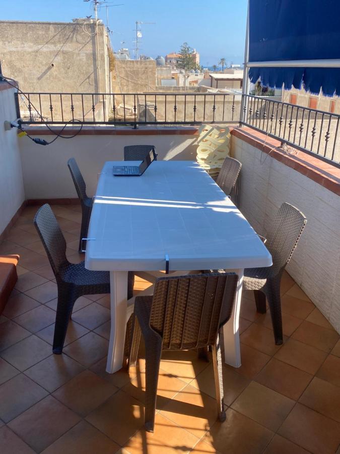 Apartment With Terraces And Private Jacuzzi - San Vito 400M From Beach San Vito Lo Capo Luaran gambar